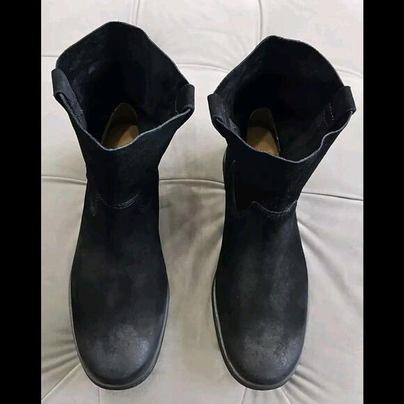 UGG 1130527 Alida Black Suede Short Unlined Pull On Booties Womens Shoes 8 - Picture 5 of 15